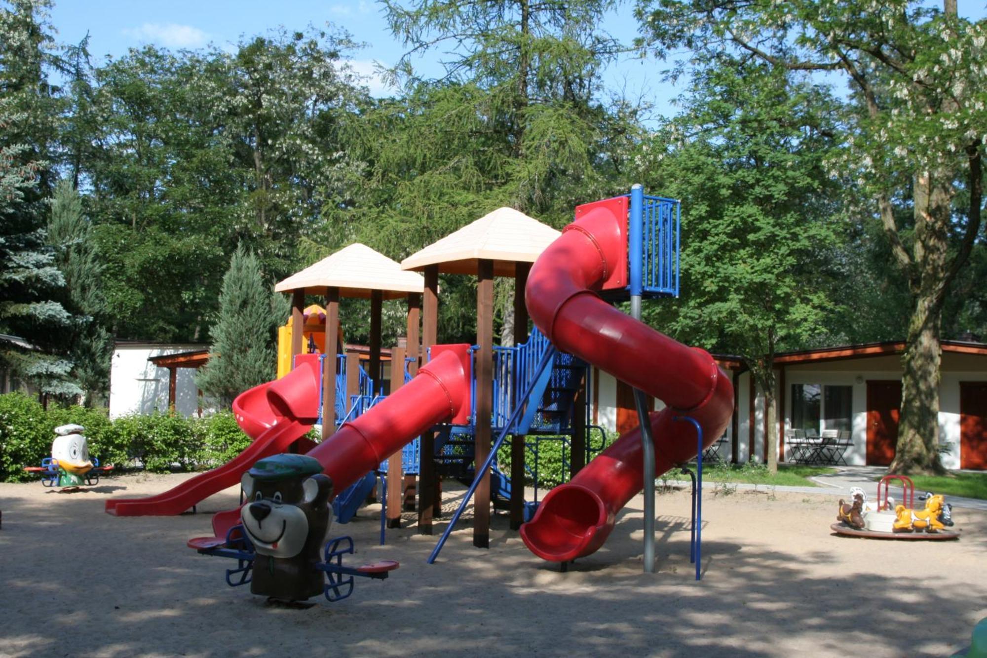 Hotel Kama Park Sierakow  Exterior foto