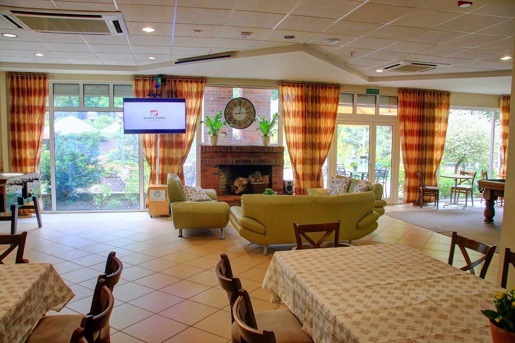 Hotel Kama Park Sierakow  Exterior foto