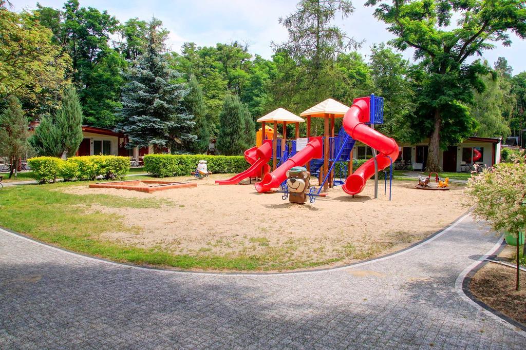 Hotel Kama Park Sierakow  Exterior foto